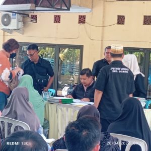 Program PTSL di Kelurahan Dermo Tuntas 100 Persen, Warga Terima Sertifikat Tahap Akhir