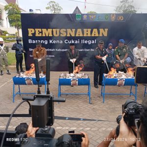 Bea Cukai Pasuruan Musnahkan 10,014 Ton Barang Kena Cukai Ilegal Senilai Rp6,39 Miliar