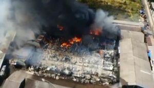 Pasar Desa Kepulungan Terbakar, Api Diduga Dari Kios Dalam Pasar.
